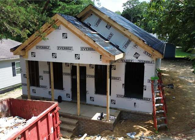 Property at 611 Quail St, Smithfield, VA 23430, 3 beds, 2 baths
