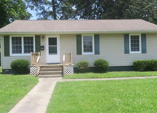 Property at 711 Mclawhorne Dr, Newport News, VA 23605, 3 beds, 1 bath