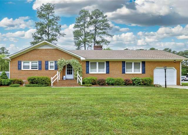 Property at 1213 Peachtree Dr, Suffolk, VA 23434, 3 beds, 2 baths