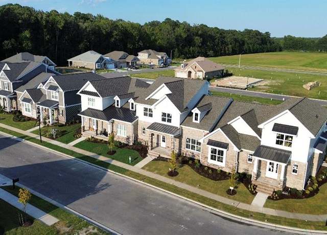 Property at 359 Lomond Loop #43, Chesapeake, VA 23322, 3 beds, 2.5 baths