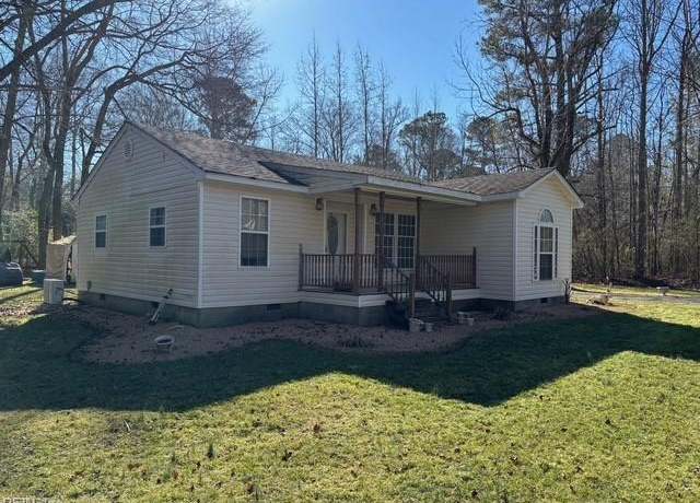 Property at 24465 Curve Dr, Windsor, VA 23487, 3 beds, 1.5 baths