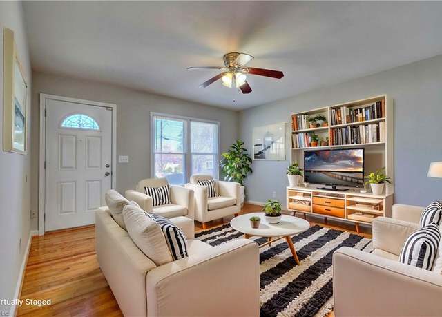 Property at 1107 Warfield Dr, Portsmouth, VA 23701, 3 beds, 1 bath