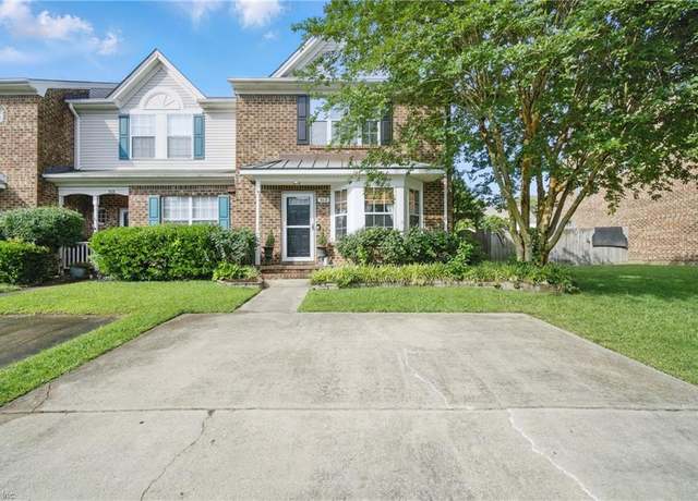 Property at 512 South Lake Cir, Chesapeake, VA 23322, 3 beds, 2.5 baths