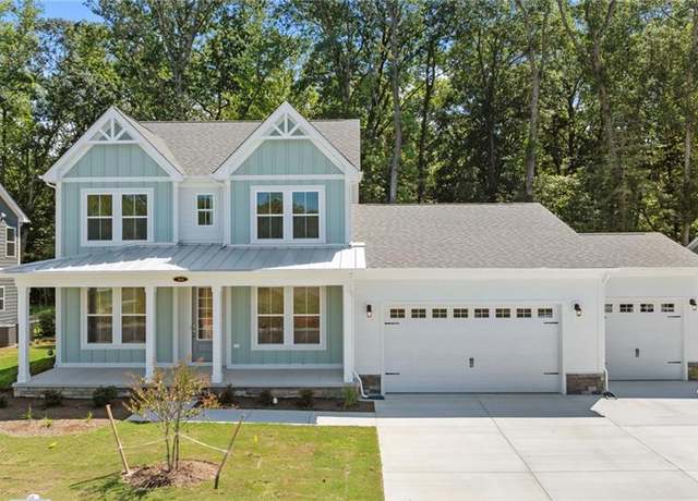 Property at 304 Rhapsody Dr, Suffolk, VA 23435, 4 beds, 3.5 baths