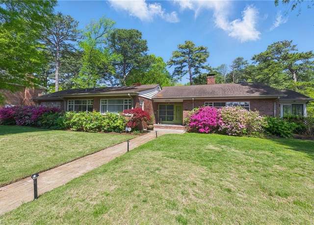Property at 6076 Newport Pt, Norfolk, VA 23505, 4 beds, 3 baths