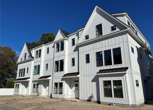 Property at 902 Douglas Eley Ln, Chesapeake, VA 23322, 4 beds, 3.5 baths