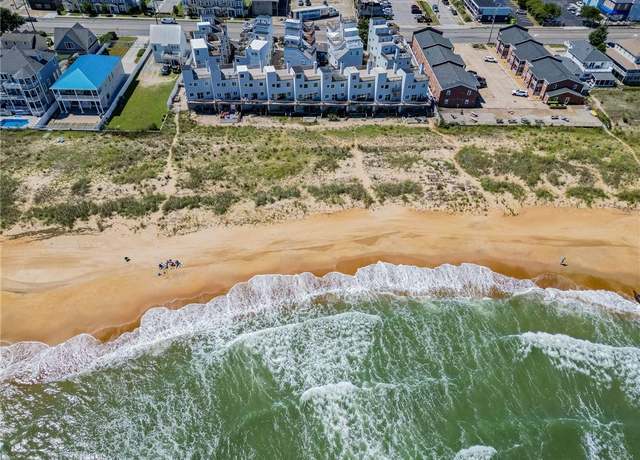 Property at 910 E Ocean View Ave #5, Norfolk, VA 23503, 2 beds, 2.5 baths