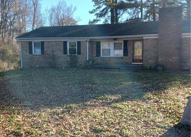 Property at 18270 Douglas Dr, Capron, VA 23829, 3 beds, 2 baths