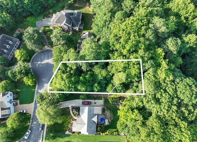 Property at 9925 Mountain Berry Ct, Toano, VA 23168