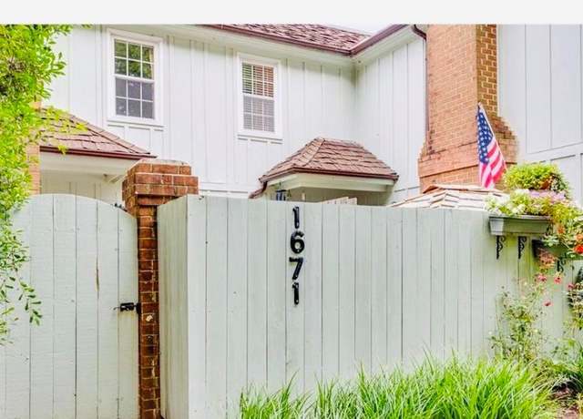 Property at 1671 Ocean Bay Dr, Virginia Beach, VA 23454, 2 beds, 2.5 baths