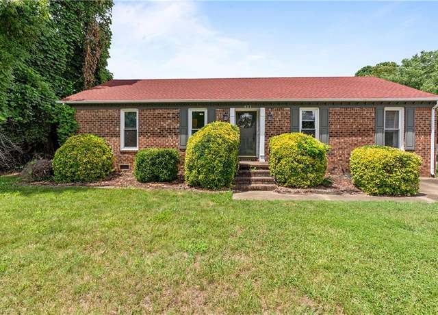 Property at 421 Mccosh Dr, Chesapeake, VA 23320, 3 beds, 2 baths