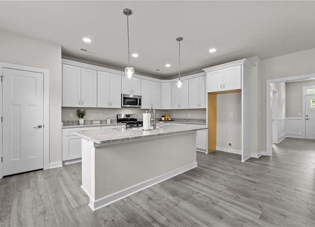 Property at 3231 Taylor Rd, Chesapeake, VA 23321, 5 beds, 3 baths