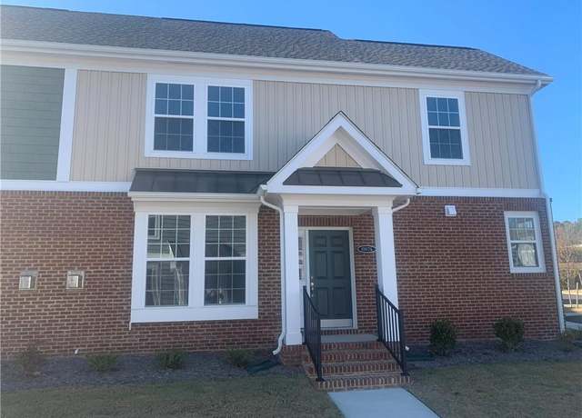 Property at 1007 Robinson Rd Unit 4A, Suffolk, VA 23434, 3 beds, 2.5 baths