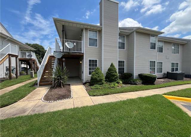 Property at 404 Resort Ct, Virginia Beach, VA 23462, 2 beds, 1 bath