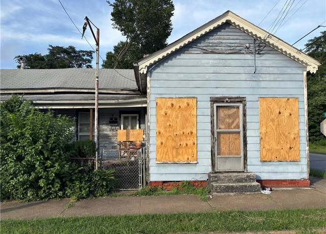 Property at 151 Terrace Ave, Petersburg, VA 23803, 2 beds, 1.5 baths