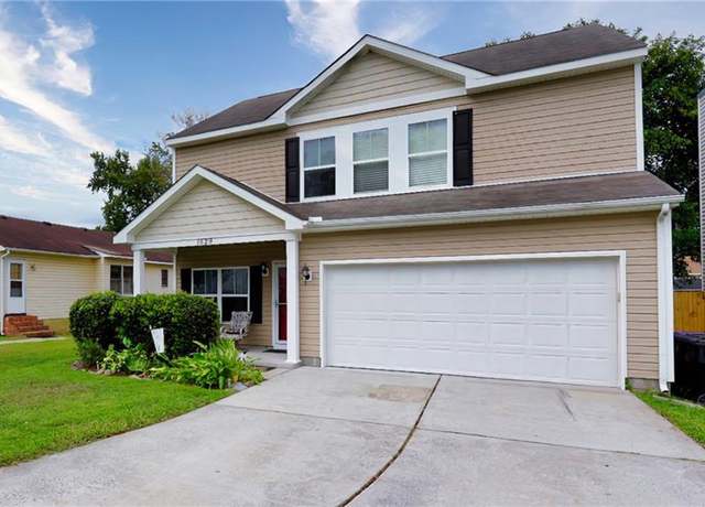 Property at 1529 Eagleton Ln, Virginia Beach, VA 23455, 4 beds, 2.5 baths