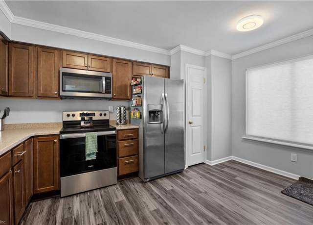 Property at 5645 Gates Landing Rd, Virginia Beach, VA 23464, 2 beds, 1.5 baths