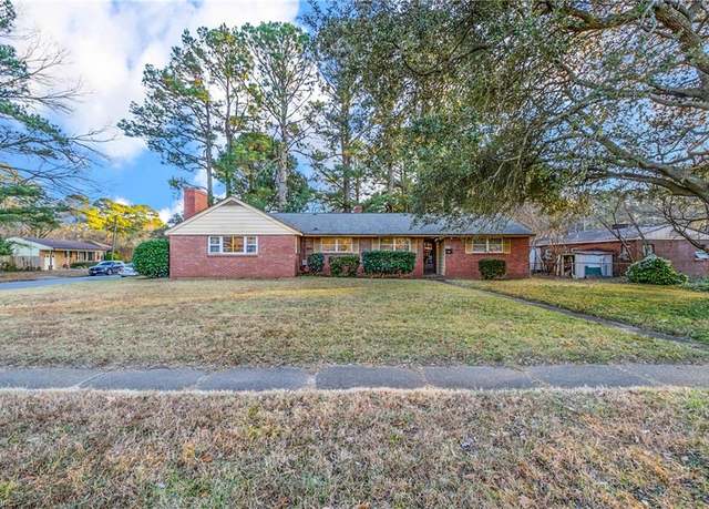 Property at 533 Thole St, Norfolk, VA 23505, 3 beds, 2 baths