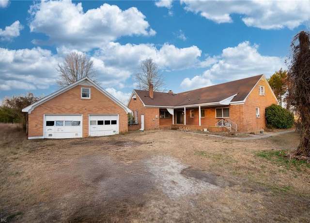 Property at 2728 S Battlefield Blvd, Chesapeake, VA 23322, 3 beds, 2.5 baths