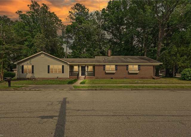 Property at 1202 Land St, Norfolk, VA 23502, 5 beds, 3 baths