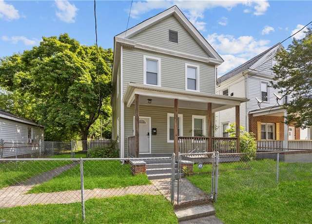 Property at 256 Lee St, Hampton, VA 23669, 3 beds, 2 baths