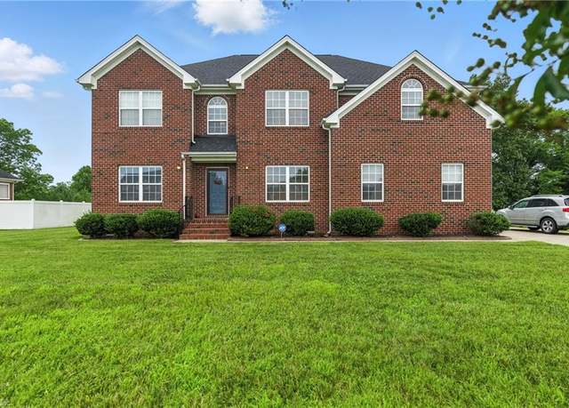 Property at 132 Queens Ln, Franklin, VA 23851, 5 beds, 3 baths