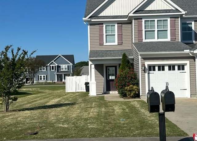 Property at 114 Spinnaker St Unit A, Elizabeth City, NC 27909, 3 beds, 2.5 baths