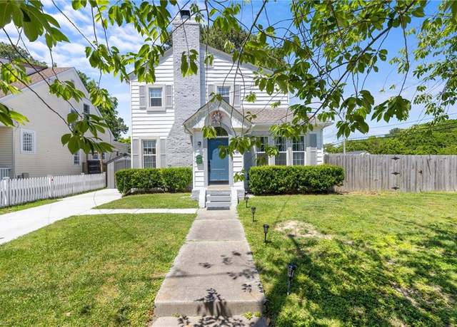 Property at 1604 Ann St, Portsmouth, VA 23704, 4 beds, 2.5 baths