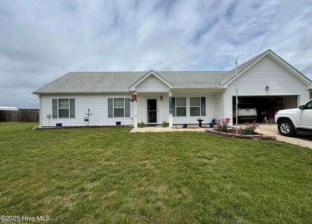 Property at 177 Laurel Woods Way, Currituck, NC 27929, 3 beds, 2 baths