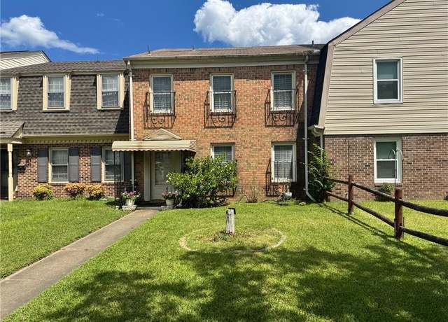 Property at 5202 Forestdale Dr, Portsmouth, VA 23703, 3 beds, 2.5 baths