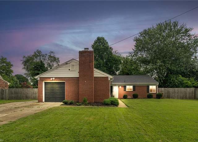 Property at 610 Charlton Dr, Hampton, VA 23666, 4 beds, 2 baths