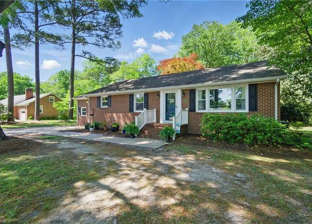 Property at 126 Deborah Dr, Suffolk, VA 23434, 3 beds, 2 baths