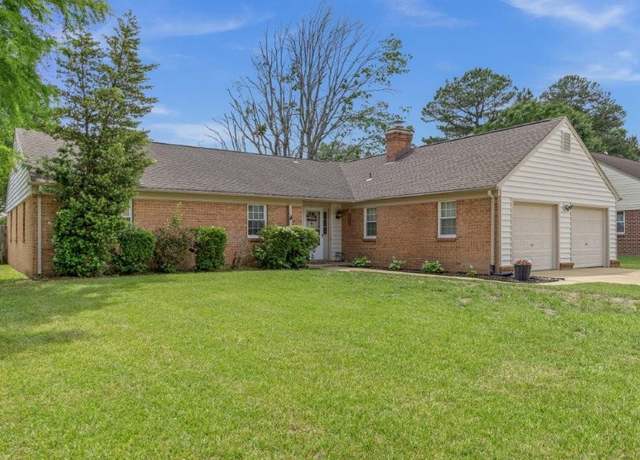 Property at 5009 Meadow Pines Pl, Virginia Beach, VA 23464, 4 beds, 2 baths