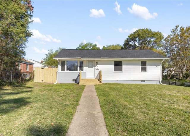 Property at 20 Marple Ln, Hampton, VA 23666, 3 beds, 1.5 baths