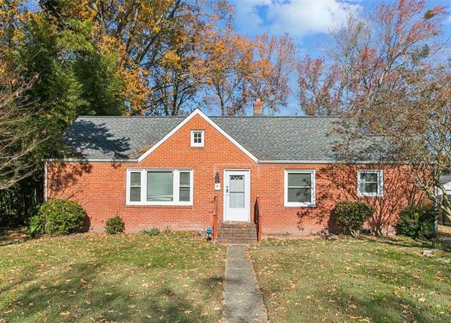 Property at 45 Langley Ave, Newport News, VA 23601, 3 beds, 1 bath