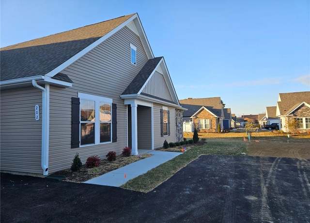 Property at 202 St. Pauls Ave Unit 29-2, Smithfield, VA 23430, 3 beds, 3 baths