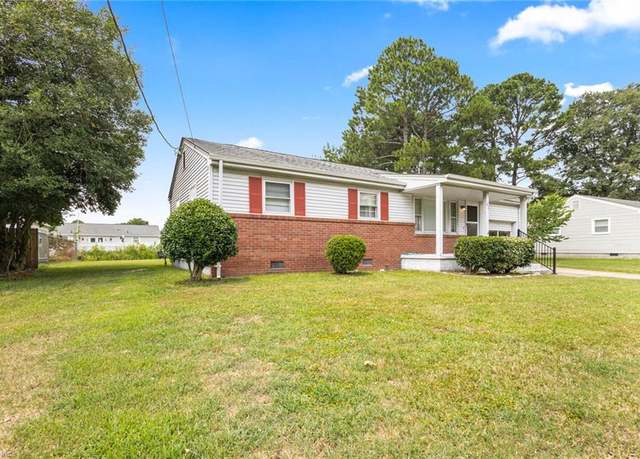 Property at 1904 Elmhurst Ln, Portsmouth, VA 23701, 3 beds, 1 bath