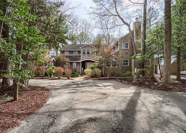 Property at 9550 Gee Farm Rd, Gloucester, VA 23061, 5 beds, 4 baths