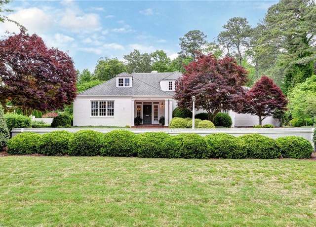 Property at 102 Riverside Dr, Newport News, VA 23606, 4 beds, 4.5 baths