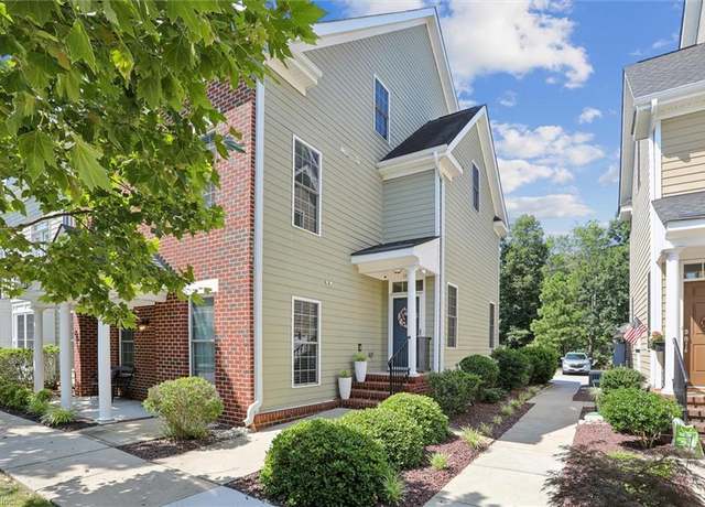 Property at 111 Ellery St, Yorktown, VA 23692, 4 beds, 1.5 baths