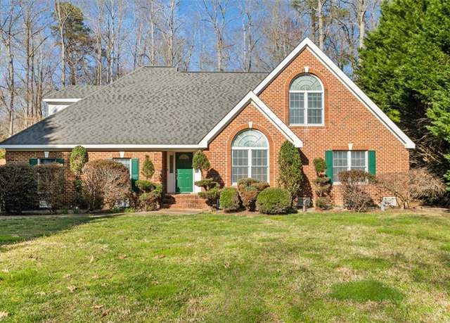 Property at 2204 Old York-hampton Hwy, Yorktown, VA 23692, 4 beds, 3 baths