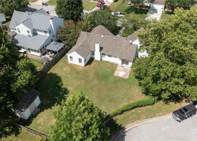 Property at 837 Woodstream Way, Chesapeake, VA 23322, 4 beds, 2 baths
