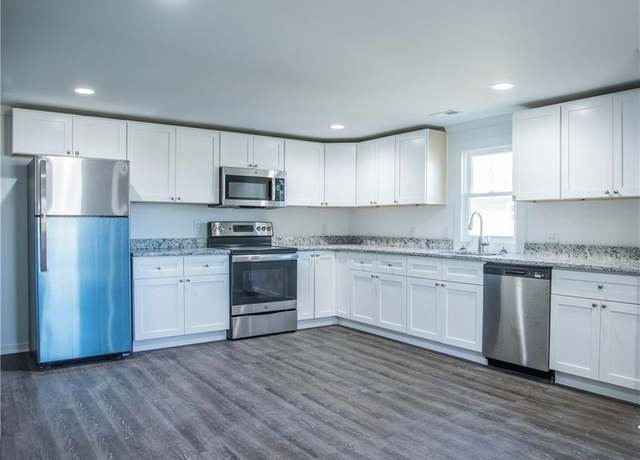 Property at 336 N 4th St, Suffolk, VA 23434, 2 beds, 1 bath
