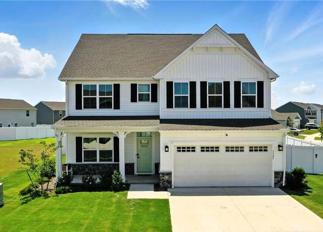 Property at 1305 London St, Elizabeth City, NC 27909, 4 beds, 2.5 baths