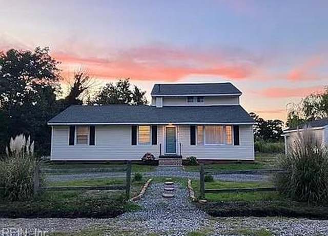 Property at 18 Constant Rd, Hampton, VA 23664, 4 beds, 2.5 baths