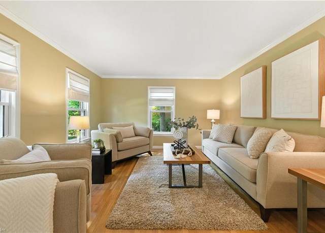 Property at 216 Milstead Rd, Newport News, VA 23606, 4 beds, 2.5 baths