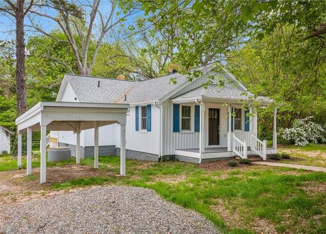 Property at 820 Showalter Rd, Yorktown, VA 23692, 3 beds, 2 baths