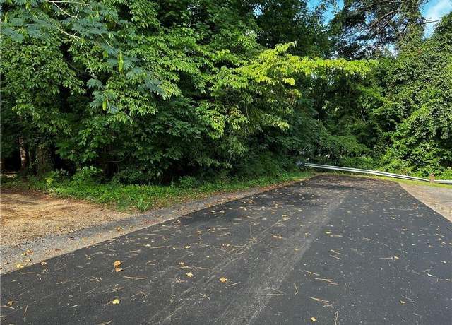 Property at 536 Burbank St, Williamsburg, VA 23185