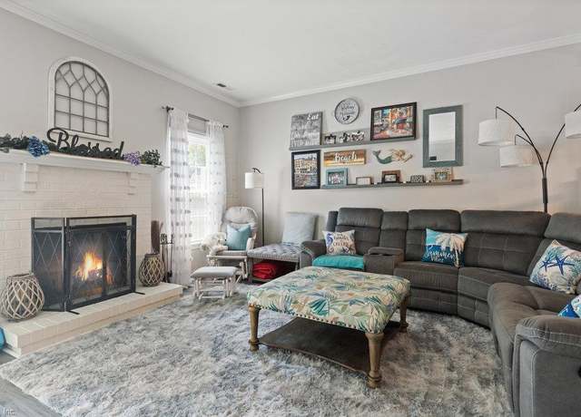 Property at 4805 Marlwood Way, Virginia Beach, VA 23462, 3 beds, 2.5 baths