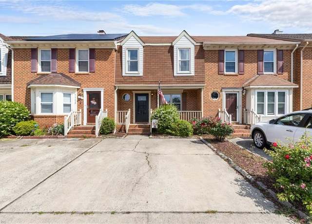 Property at 1704 Volvo Pkwy, Chesapeake, VA 23320, 3 beds, 2.5 baths